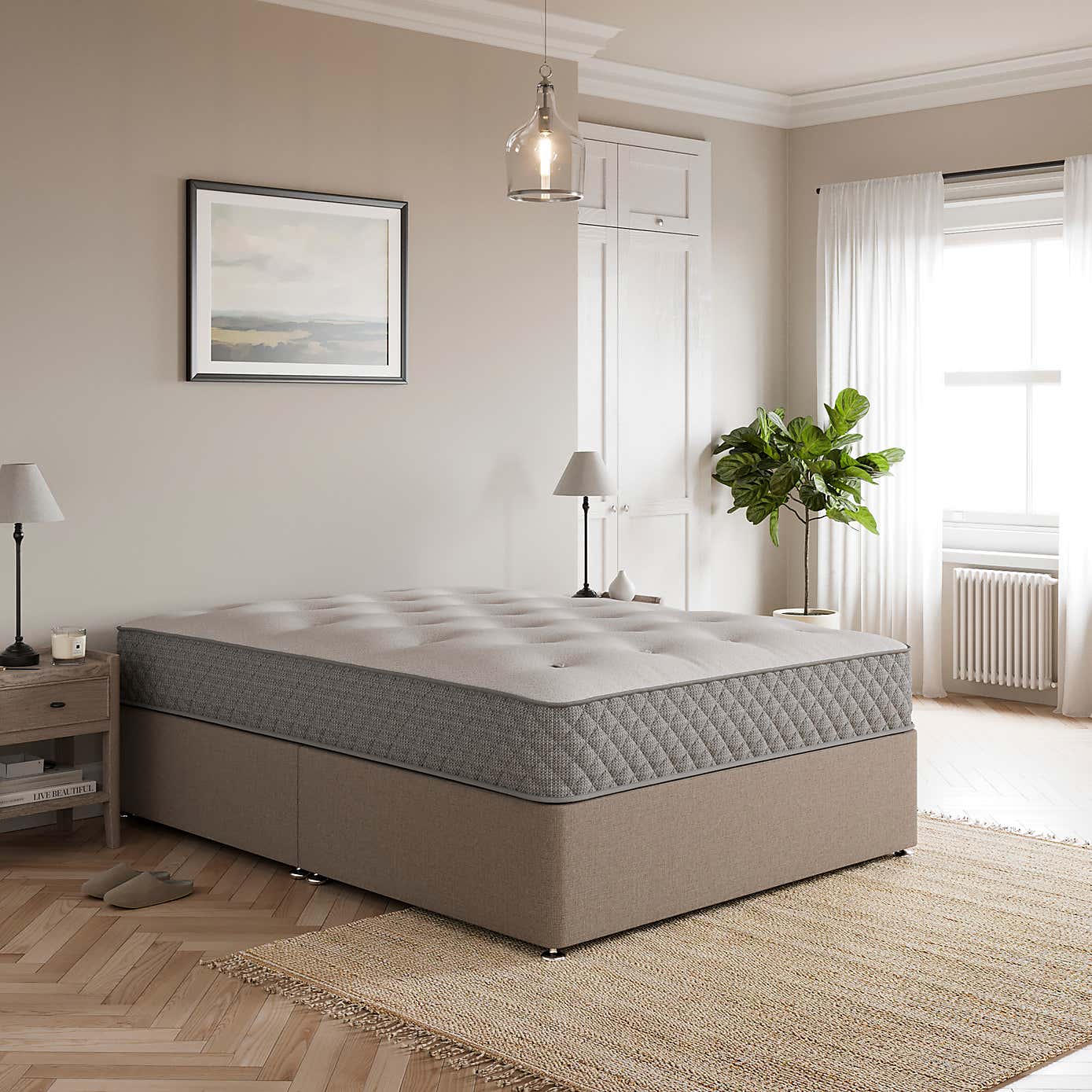 Carousel zoom image position 2 of 3