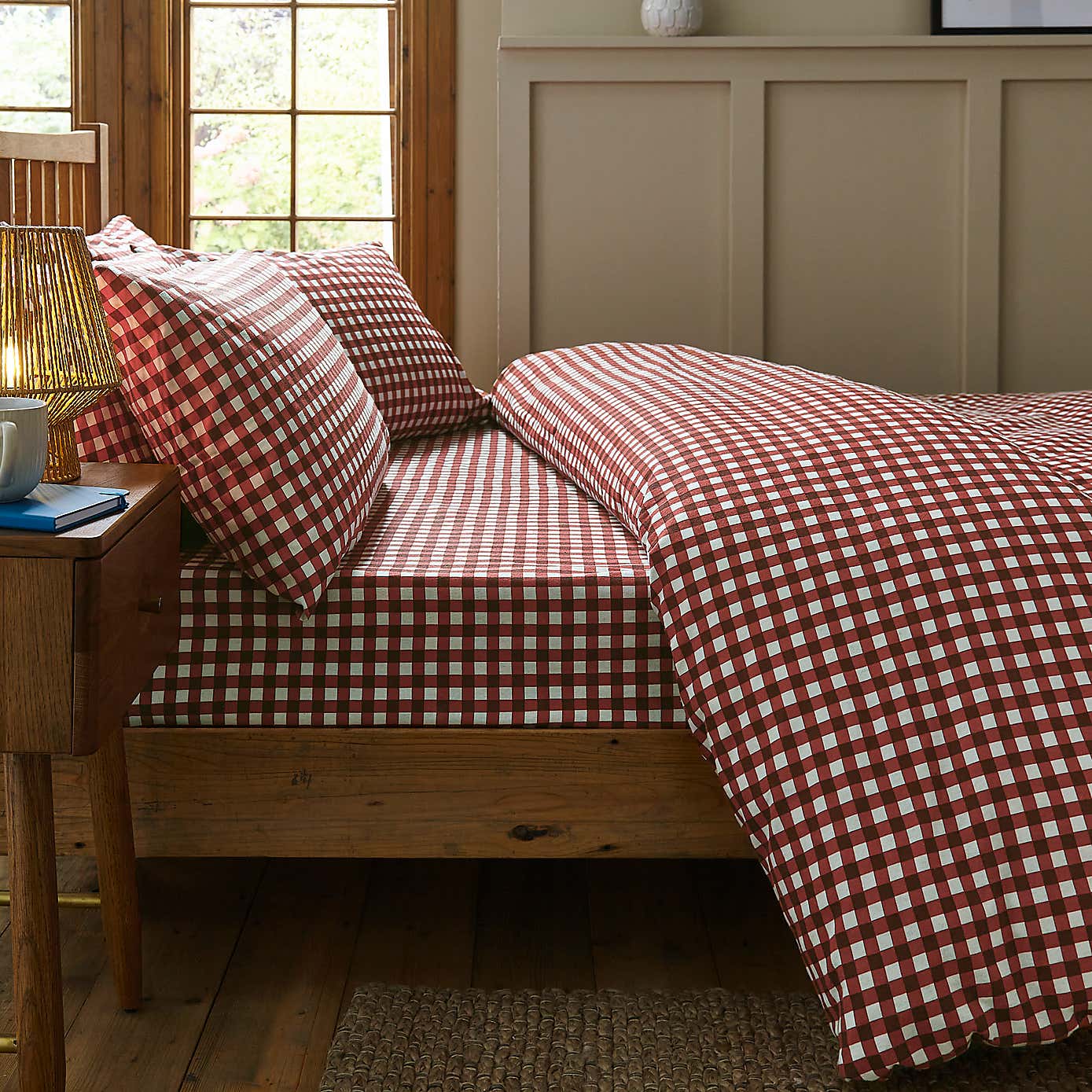 Carousel zoom image position 1 of 3