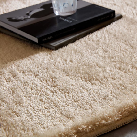 Carousel navigation image position 4 of 7