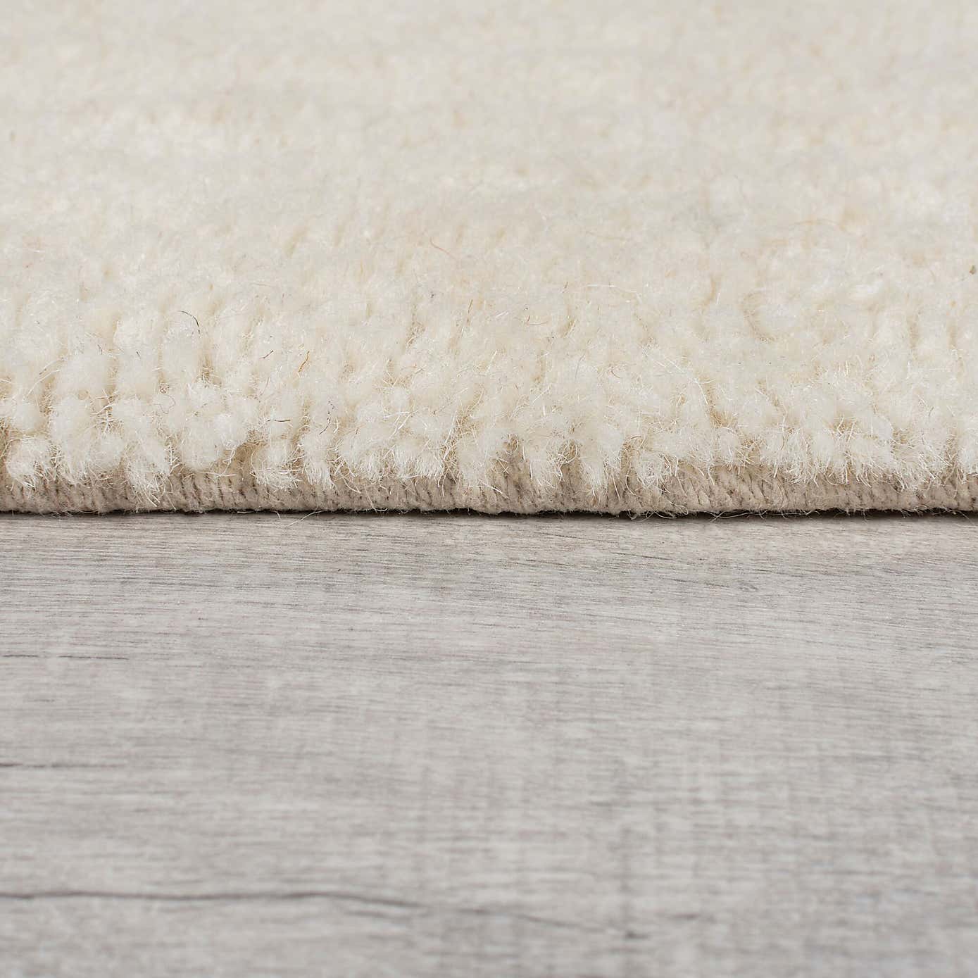 Carousel zoom image position 4 of 6