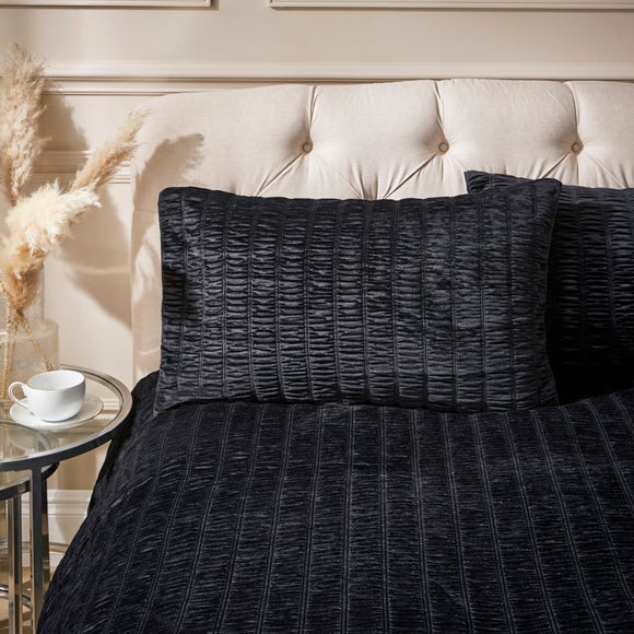 Carousel navigation image position 2 of 6