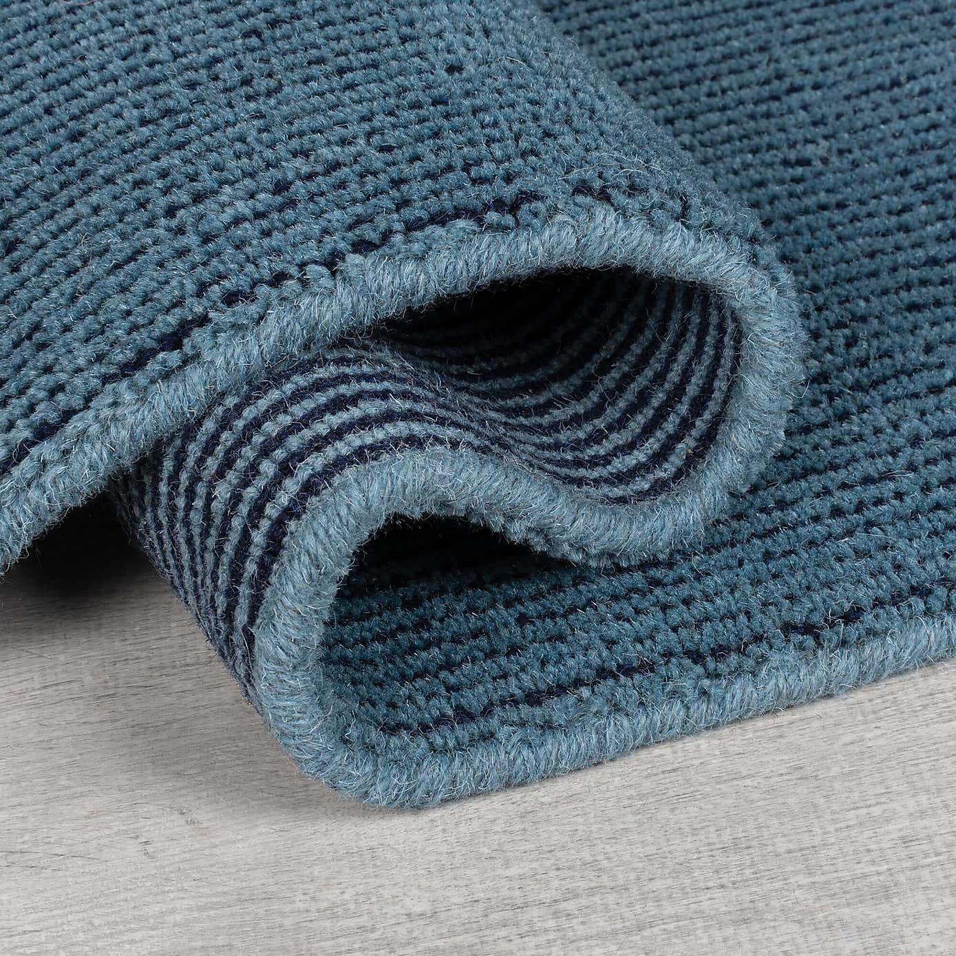 Carousel zoom image position 3 of 6