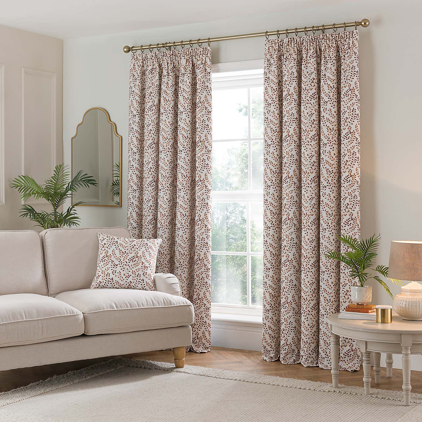 Carousel zoom image position 2 of 7