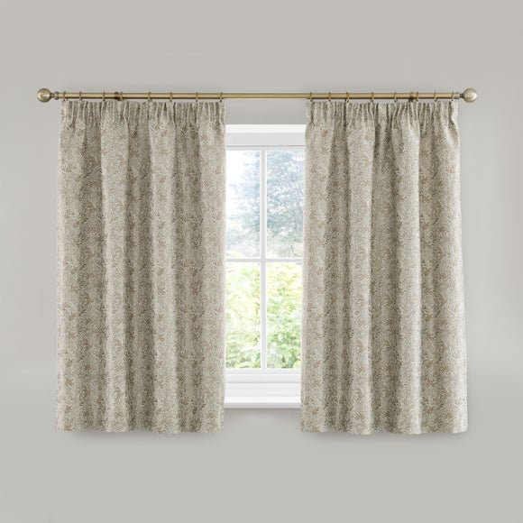 Carousel navigation image position 5 of 8