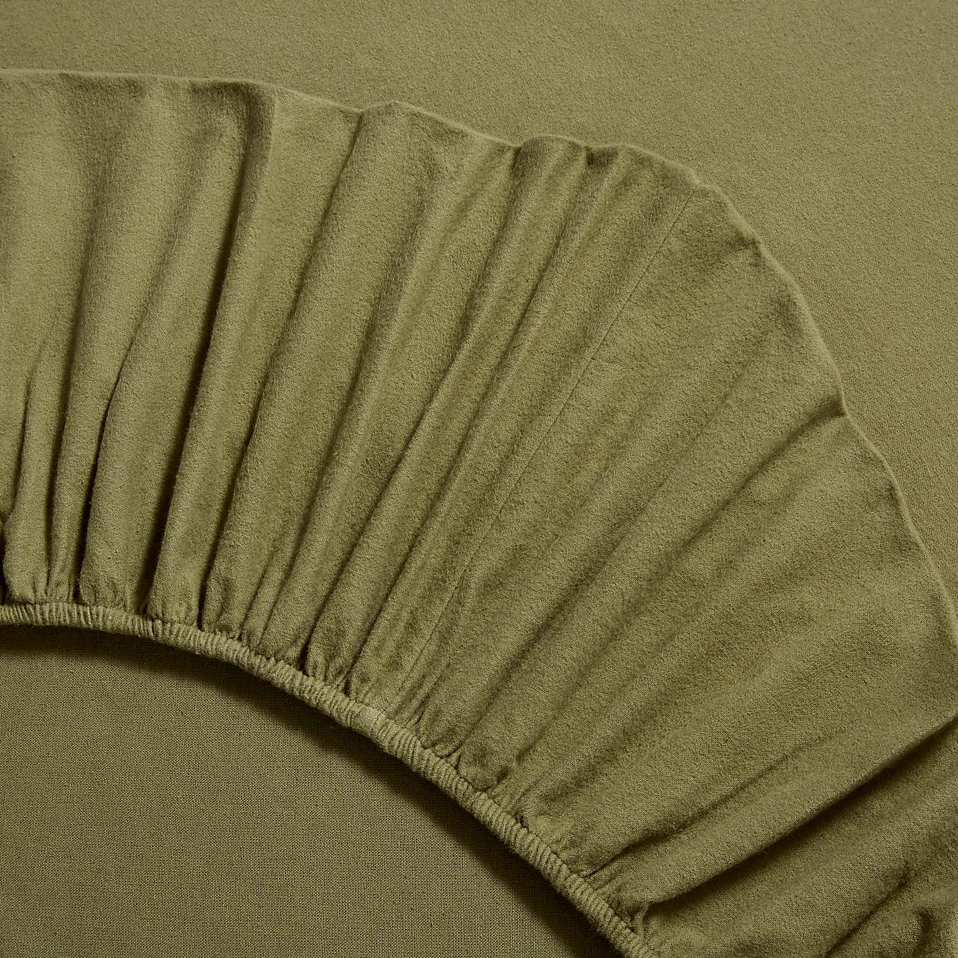 Carousel zoom image position 2 of 3