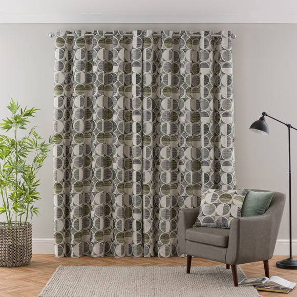 Carousel navigation image position 4 of 8