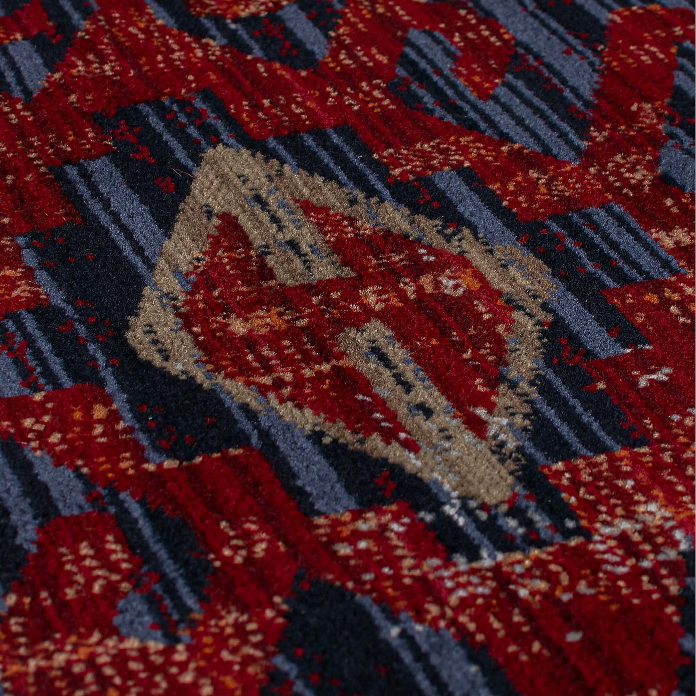 Carousel zoom image position 2 of 6