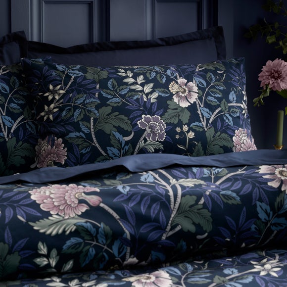 Carousel navigation image position 2 of 8