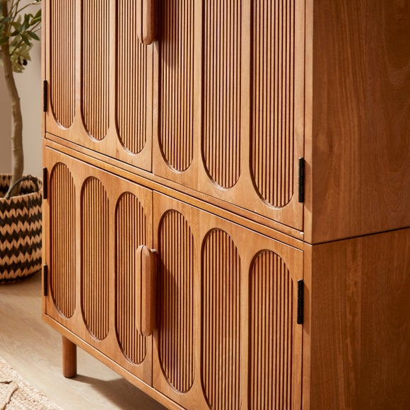 Carousel navigation image position 2 of 6