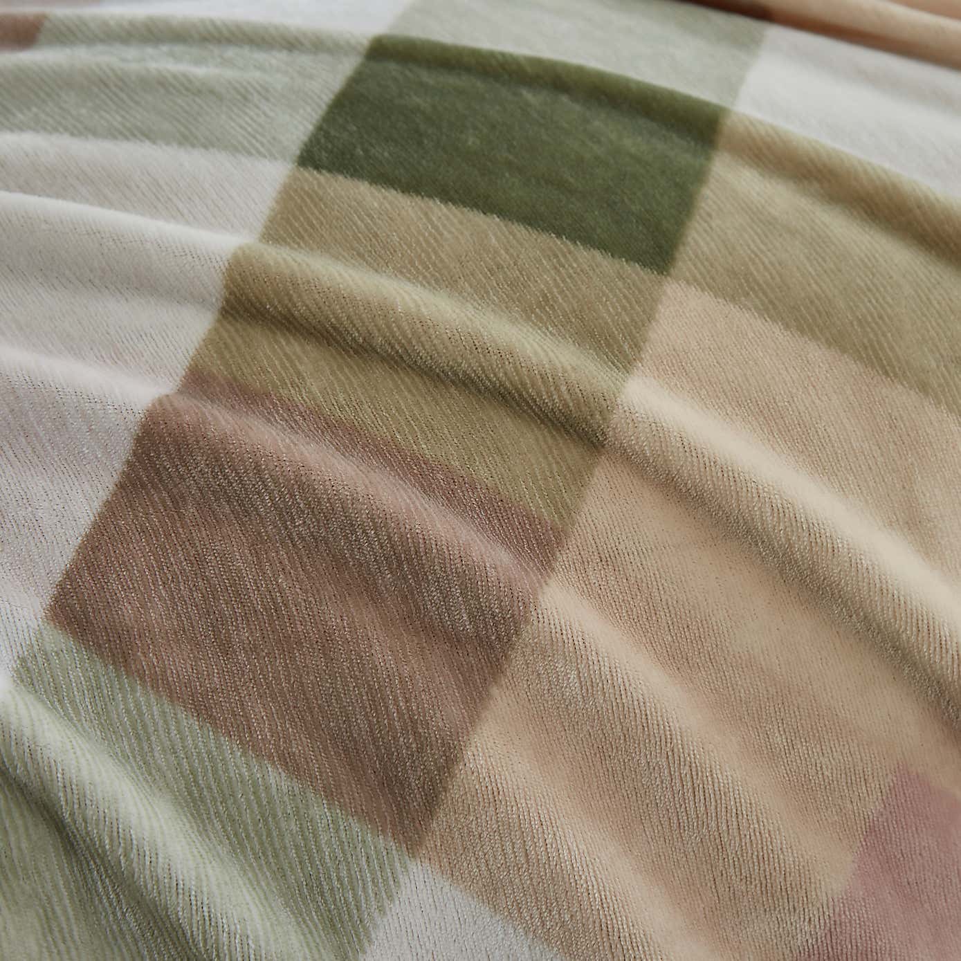 Carousel zoom image position 6 of 7