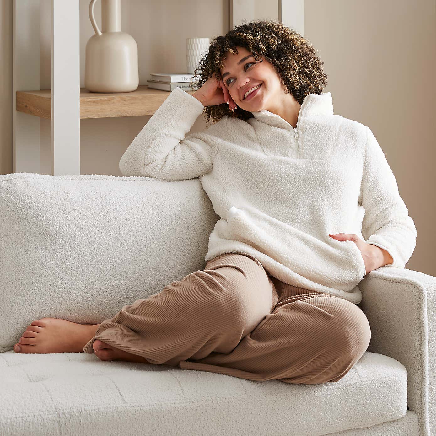 Carousel zoom image position 1 of 3