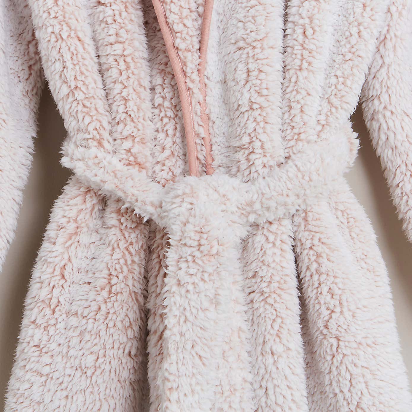 Carousel zoom image position 4 of 5