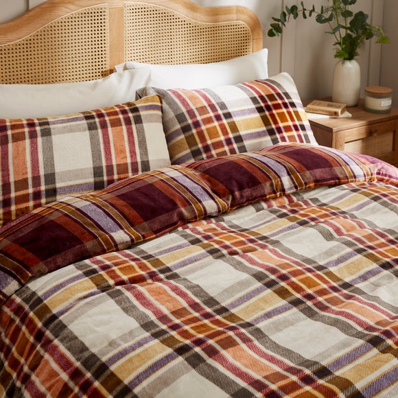 Carousel navigation image position 3 of 9