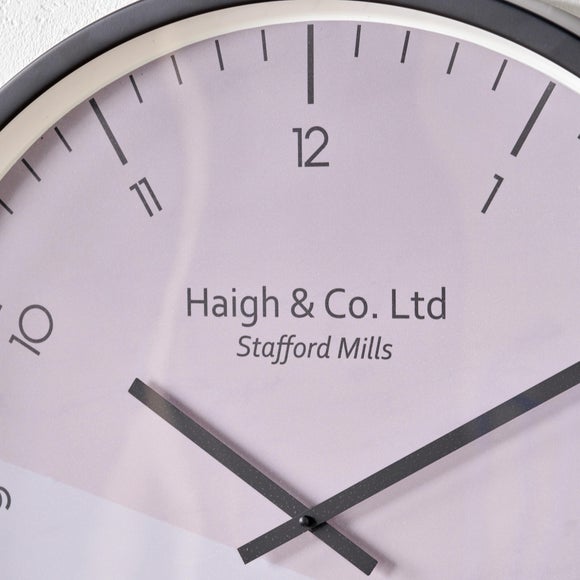 Carousel navigation image position 3 of 4