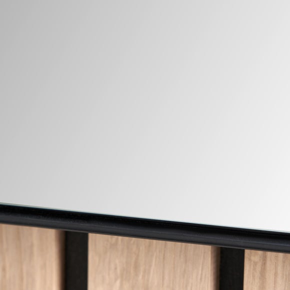 Carousel navigation image position 2 of 4