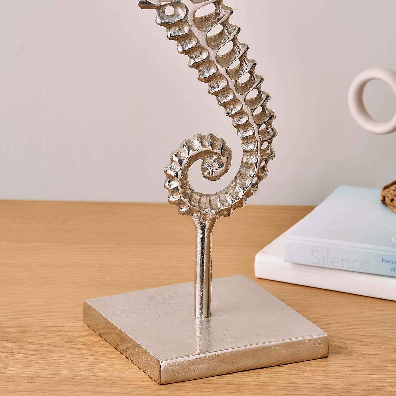 Carousel zoom image position 3 of 5