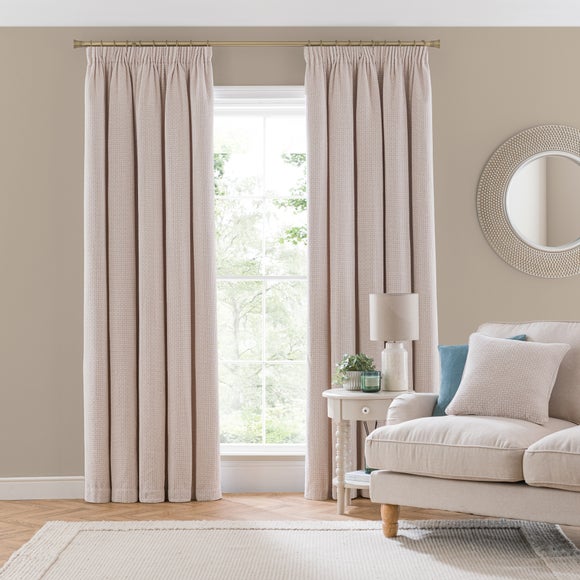 Carousel navigation image position 2 of 6