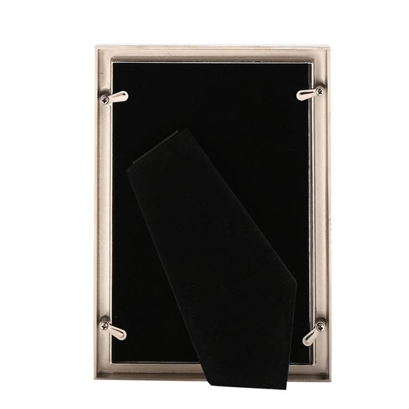 Carousel navigation image position 3 of 6