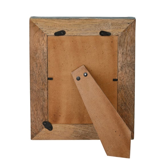 Carousel navigation image position 3 of 3