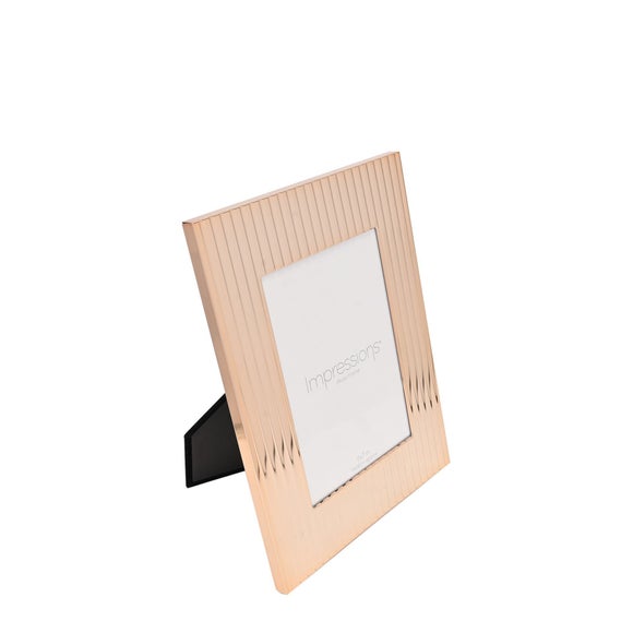 Carousel navigation image position 3 of 3