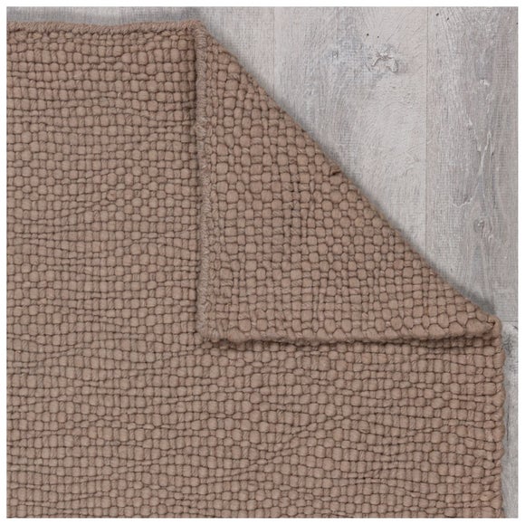 Carousel navigation image position 3 of 5