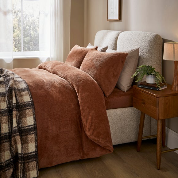 Carousel navigation image position 3 of 6