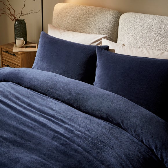 Carousel navigation image position 2 of 6