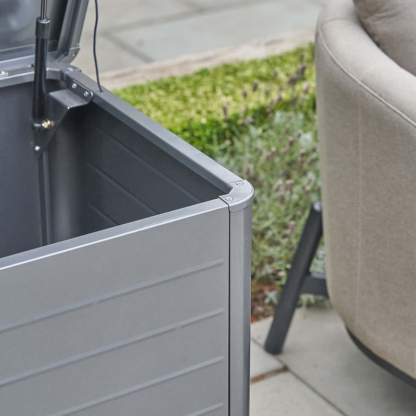 Carousel zoom image position 3 of 10