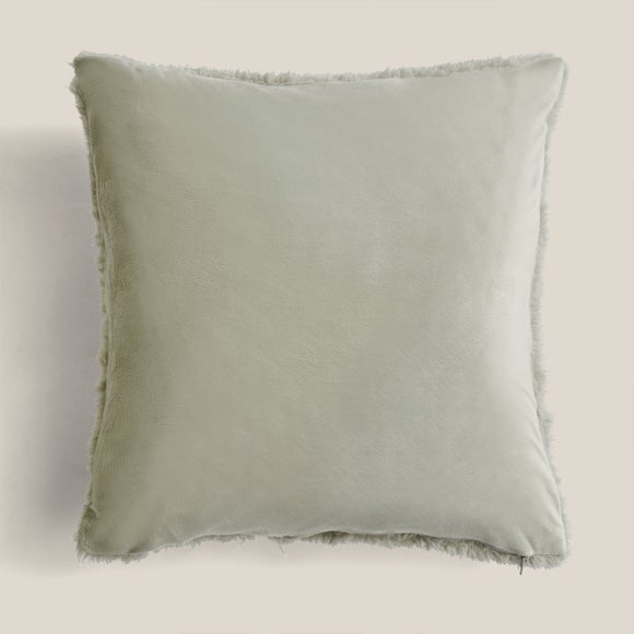 Carousel navigation image position 3 of 4