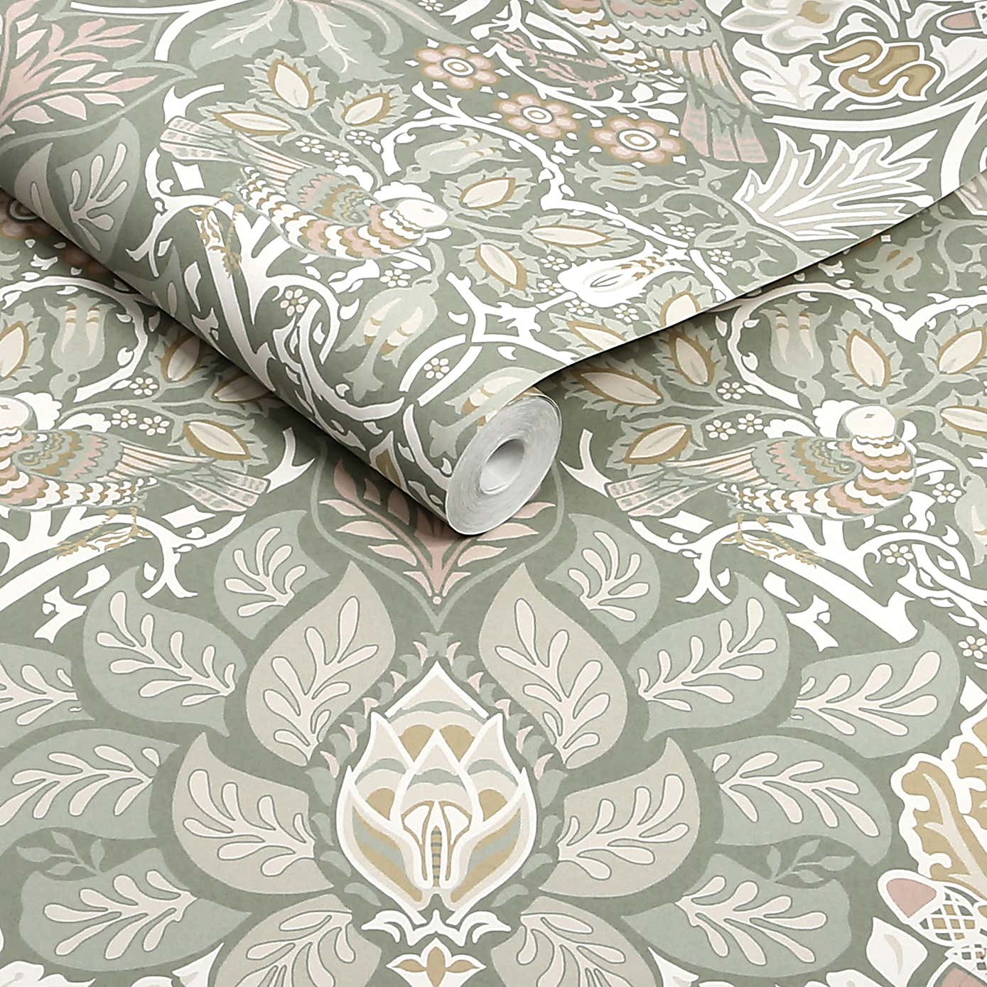 Carousel zoom image position 3 of 4