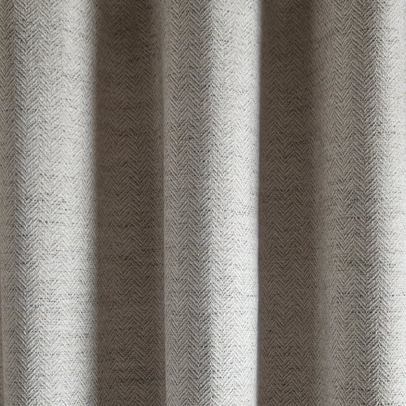 Carousel navigation image position 3 of 8