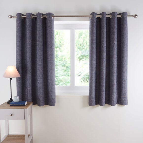 Carousel navigation image position 5 of 10