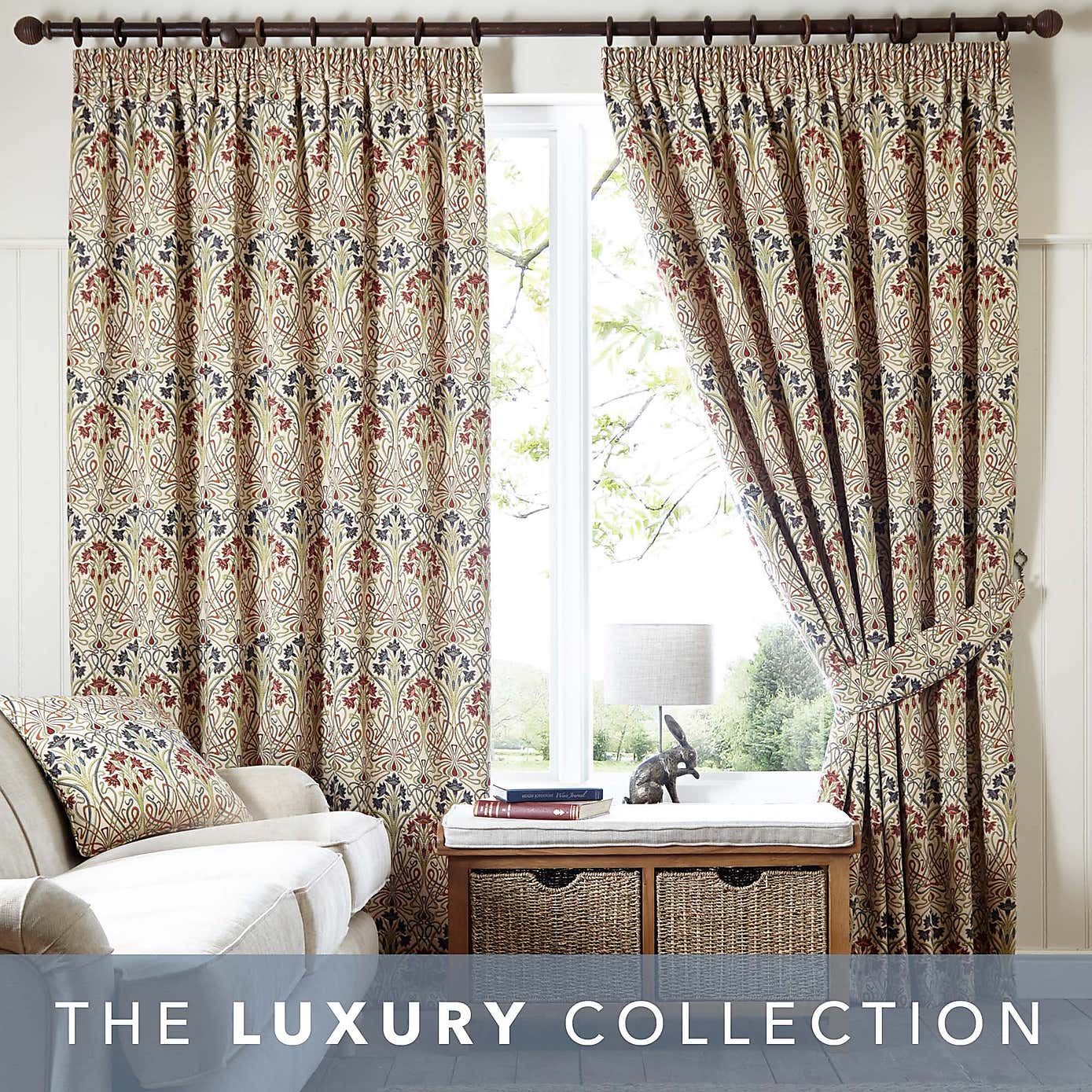 Carousel zoom image position 2 of 6