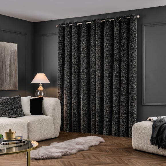 Carousel navigation image position 4 of 7