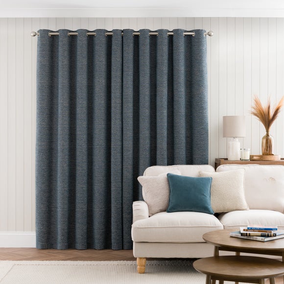 Carousel navigation image position 4 of 7