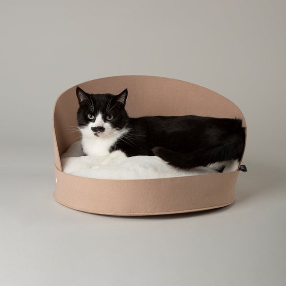 Click to view product details and reviews for Scruffs Stockholm Felt Round Cat Bed.
