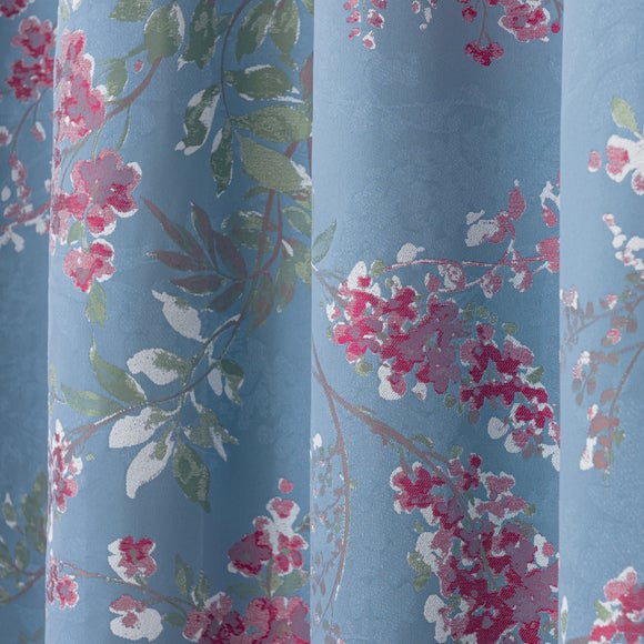 Carousel navigation image position 3 of 9