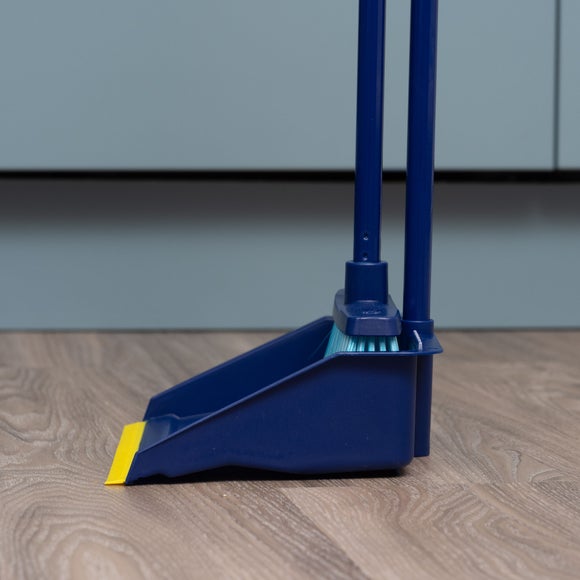 Carousel navigation image position 3 of 4