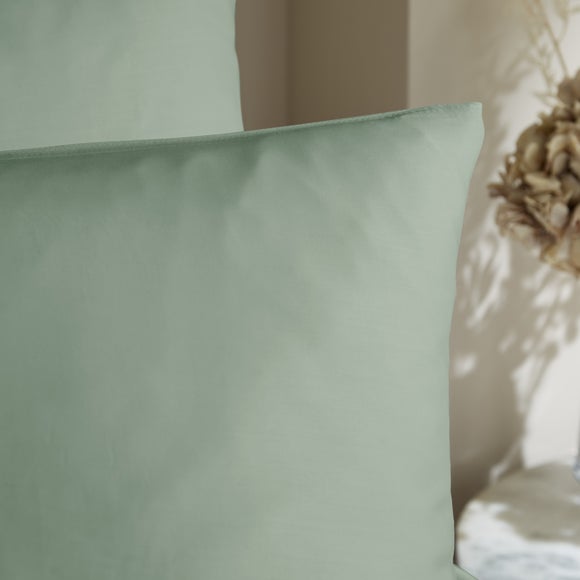 Carousel navigation image position 2 of 3