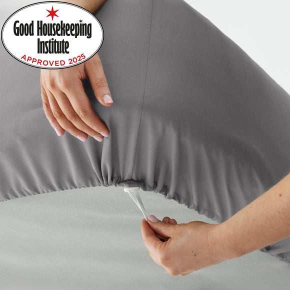 Carousel navigation image position 1 of 4