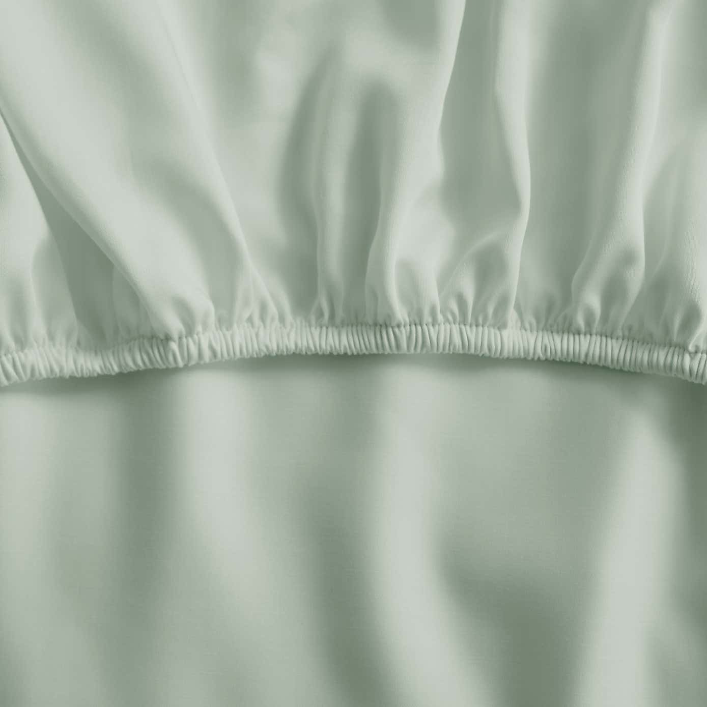 Carousel zoom image position 2 of 3