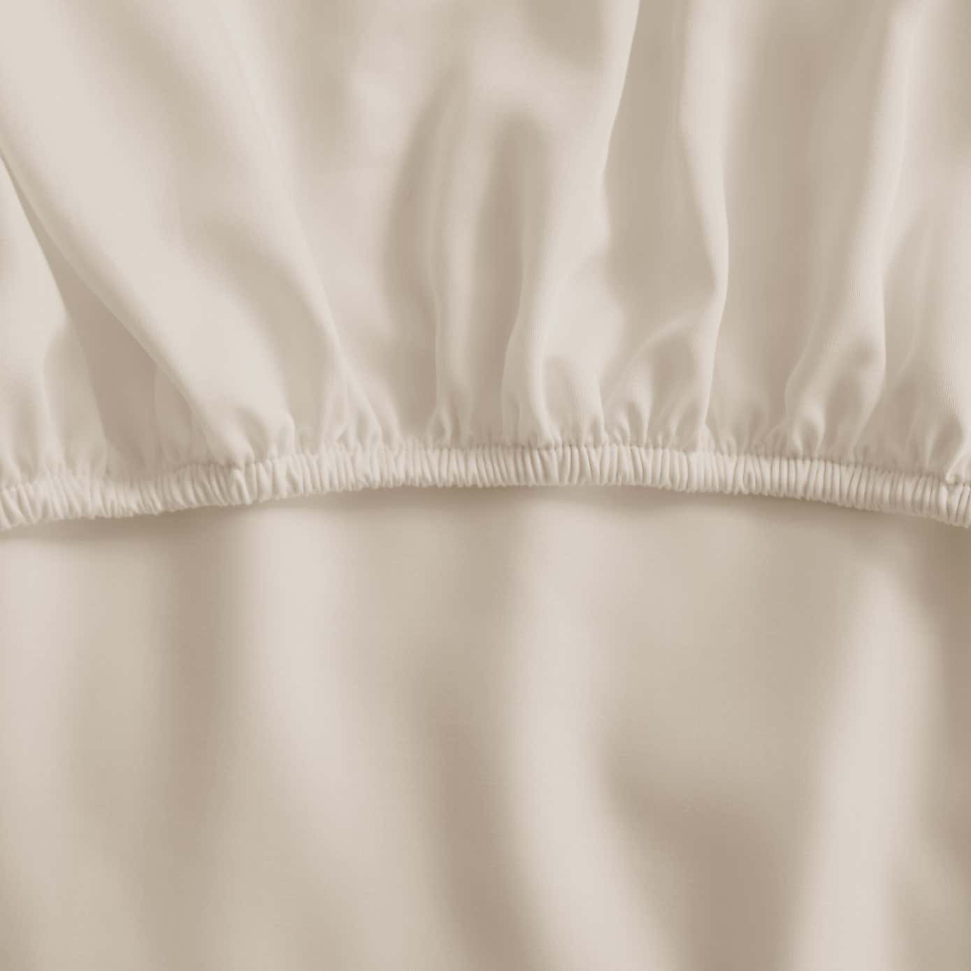 Carousel zoom image position 2 of 3