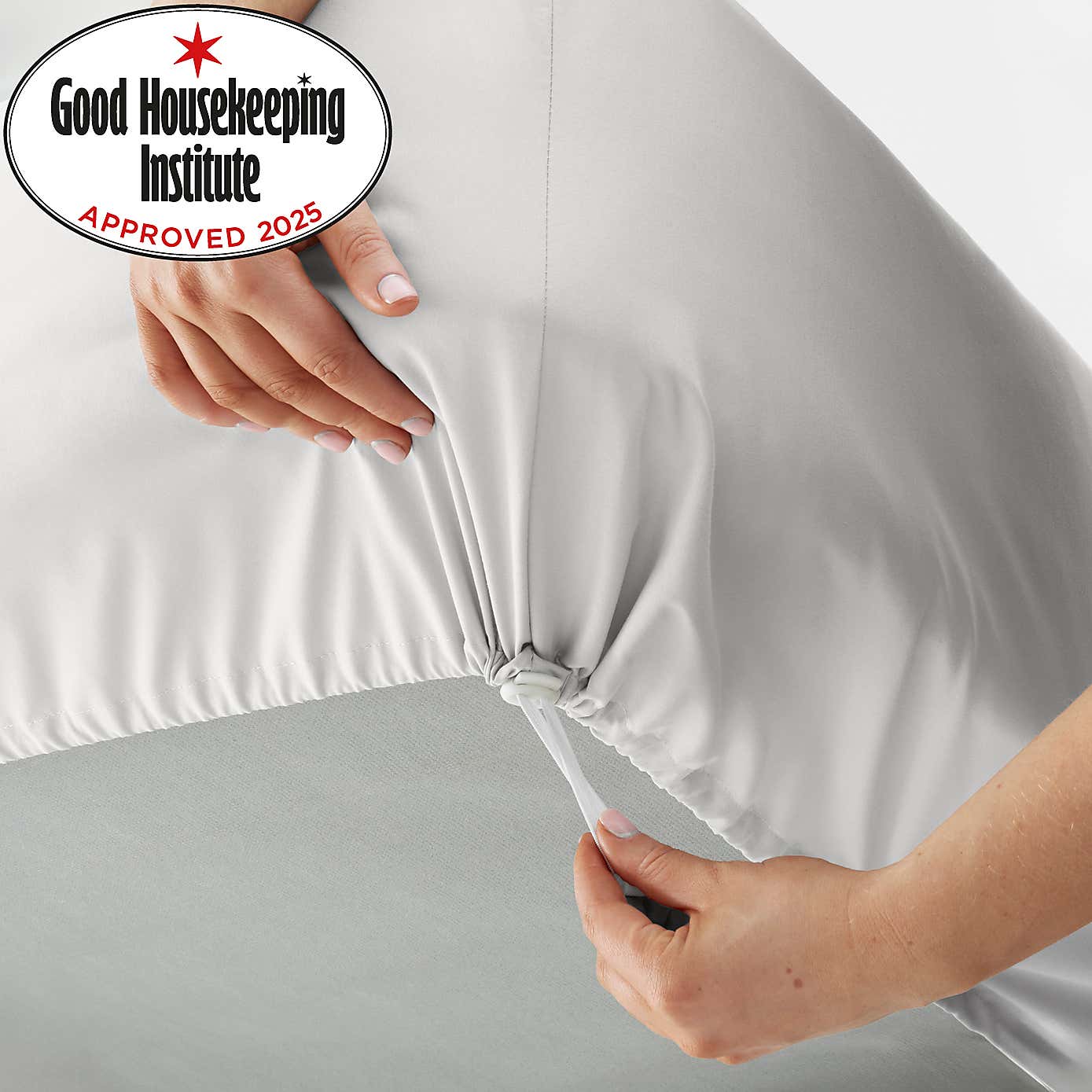 Carousel zoom image position 1 of 4