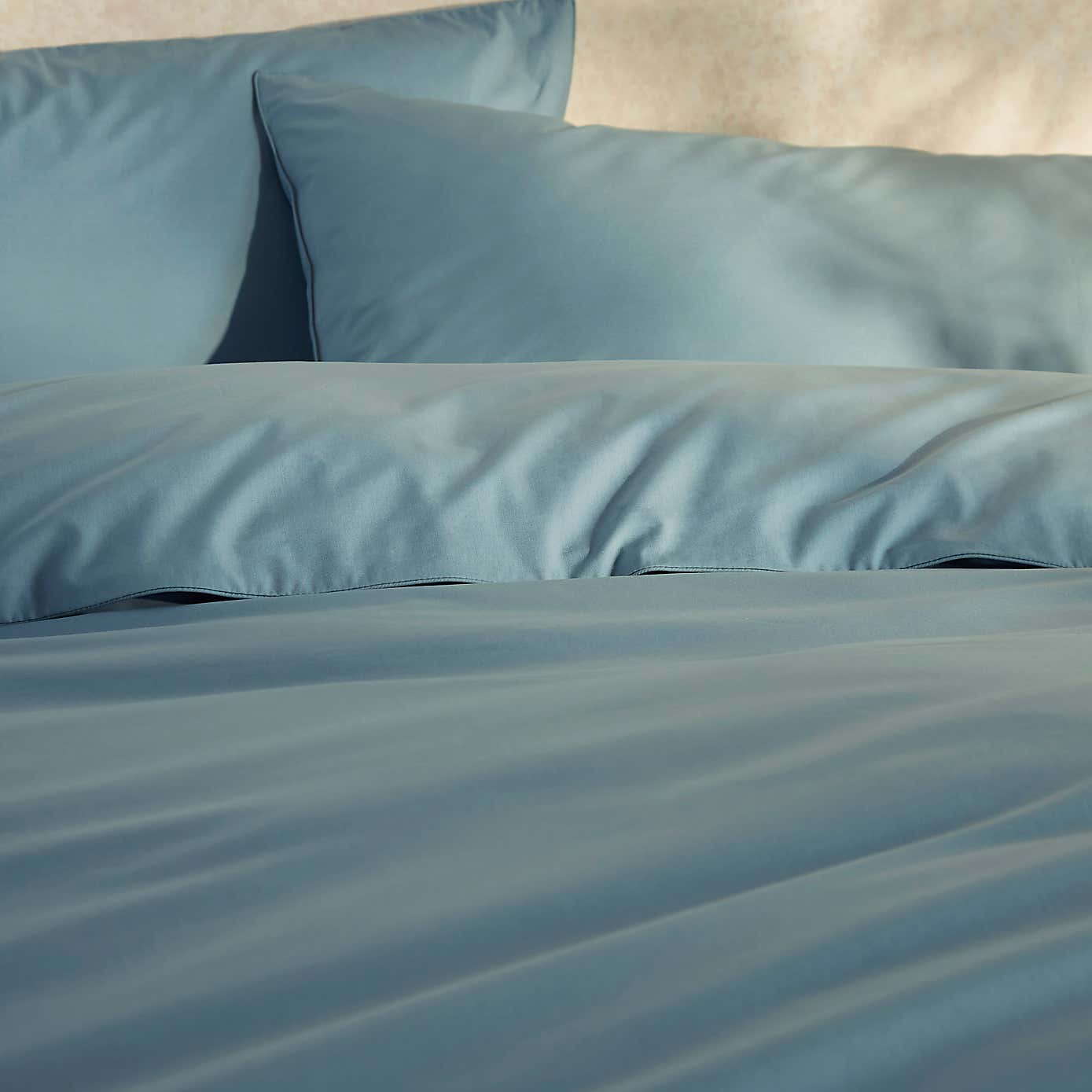 Carousel zoom image position 2 of 5