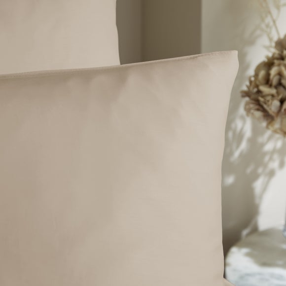 Carousel navigation image position 2 of 3