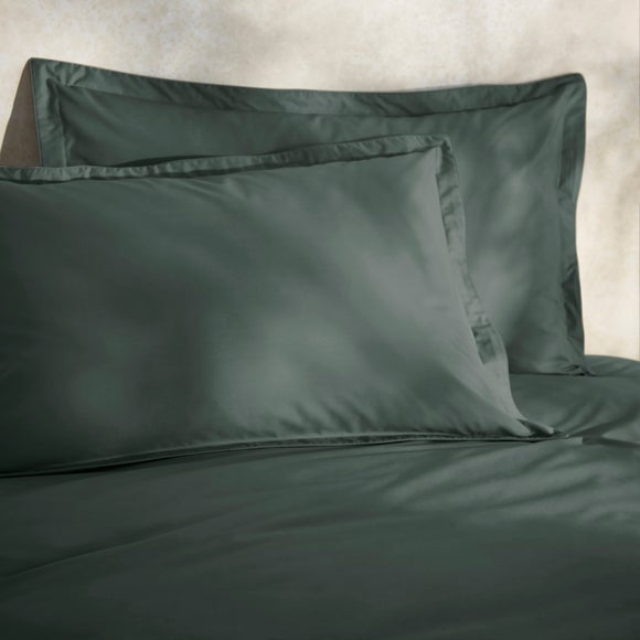 View 100 Egyptian Cotton 220 Thread Count Oxford Pillowcase View 100 Egyptian Cotton 220 Thread Count Oxford Pillowcase