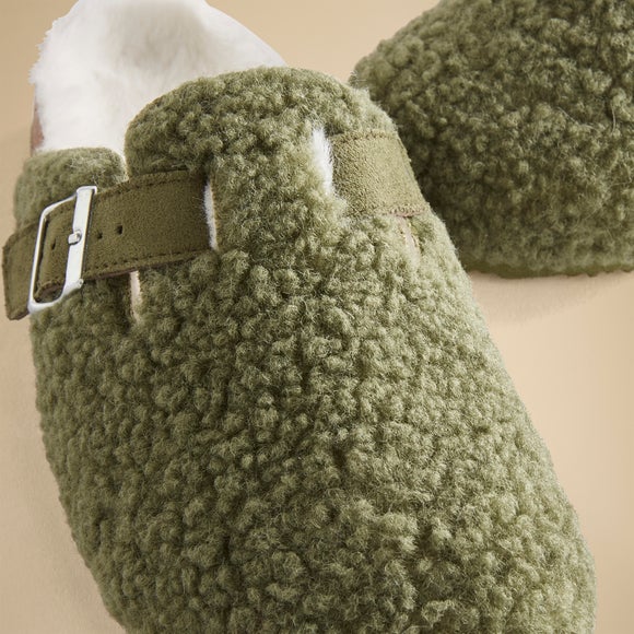 Carousel navigation image position 2 of 3