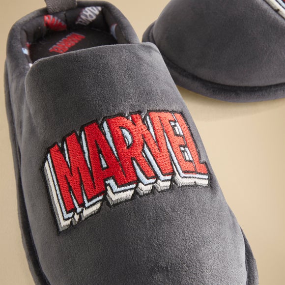 Carousel navigation image position 2 of 3