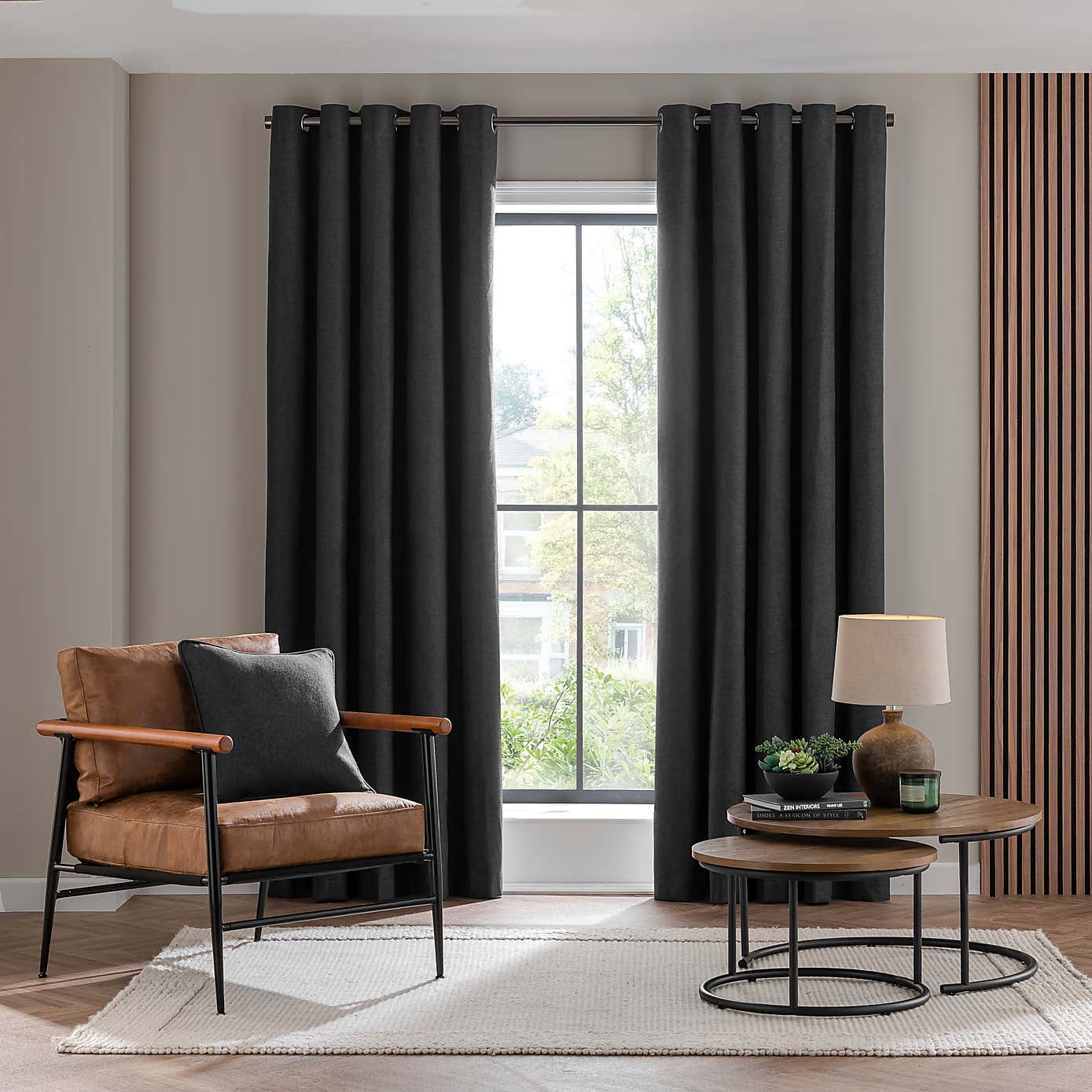 Carousel zoom image position 2 of 8