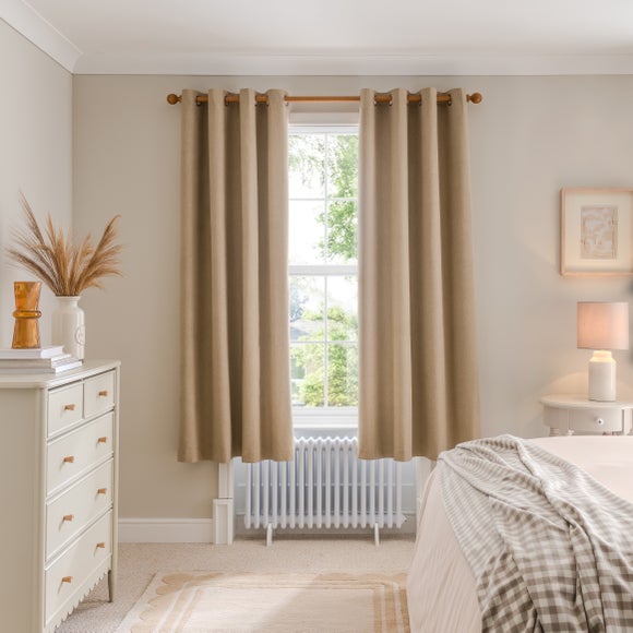 Carousel navigation image position 4 of 9